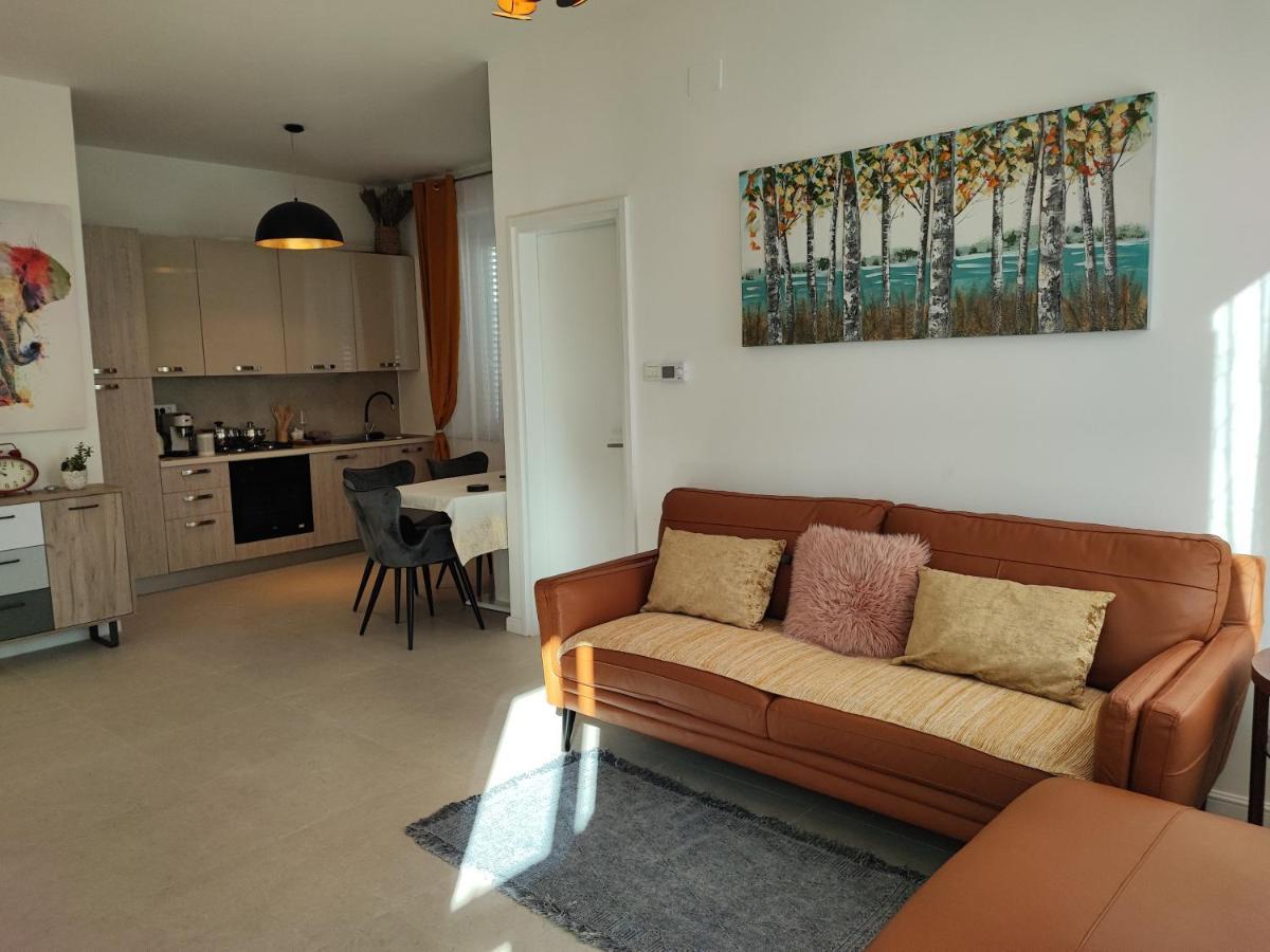 House Apartment Torretta Fiume Kültér fotó